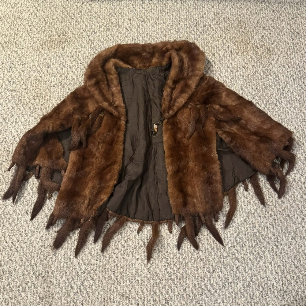 Vintage Genuine Dark Honey Brown Mink Fur Cape Shall Satin Lined Small / Medium